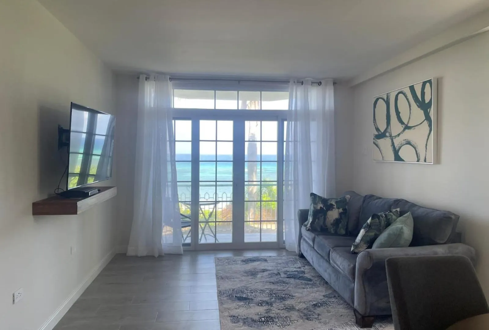 A Cozy Condo At Sea Castles Montego Bay