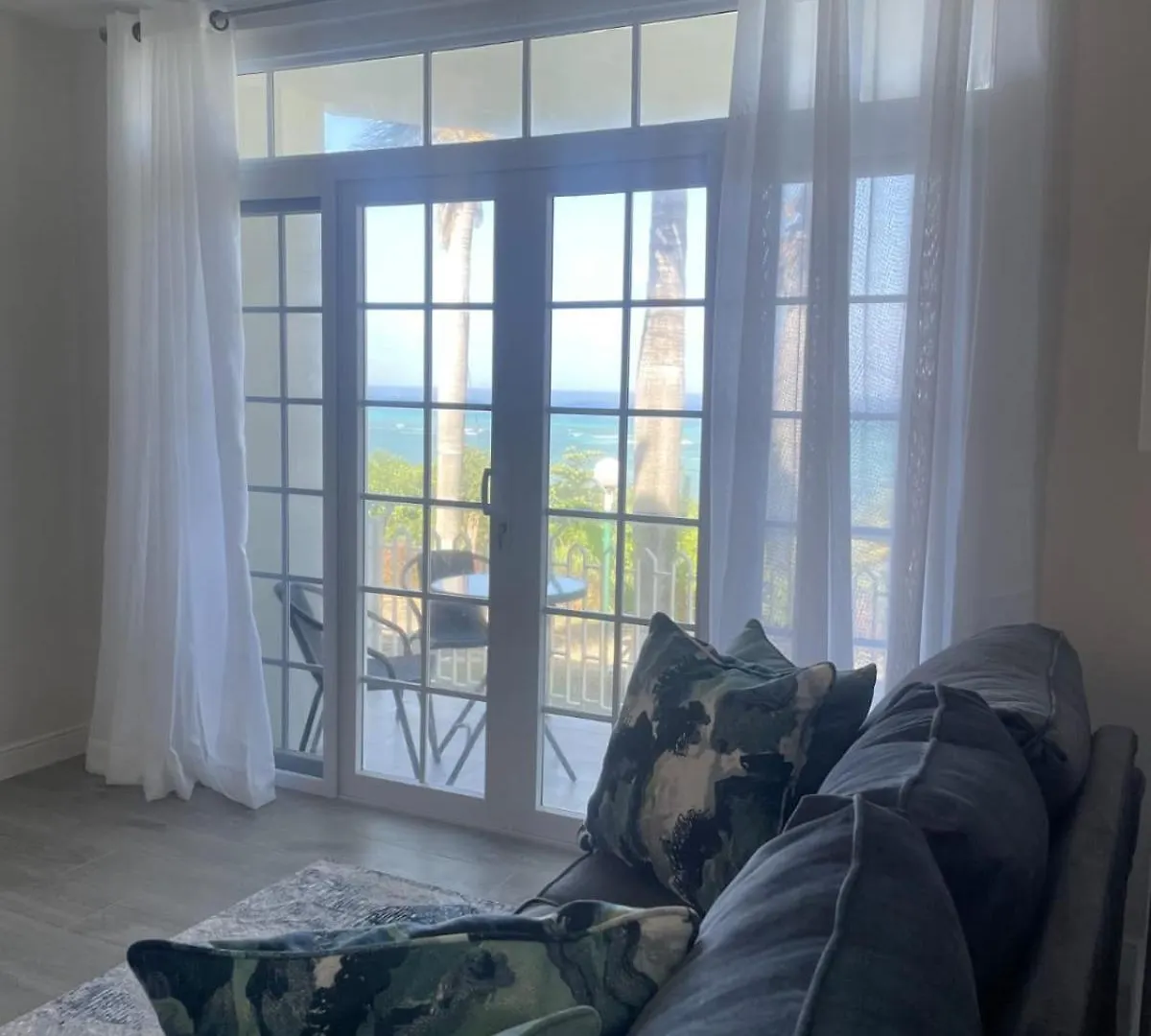 Apartment A Cozy Condo At Sea Castles Montego Bay